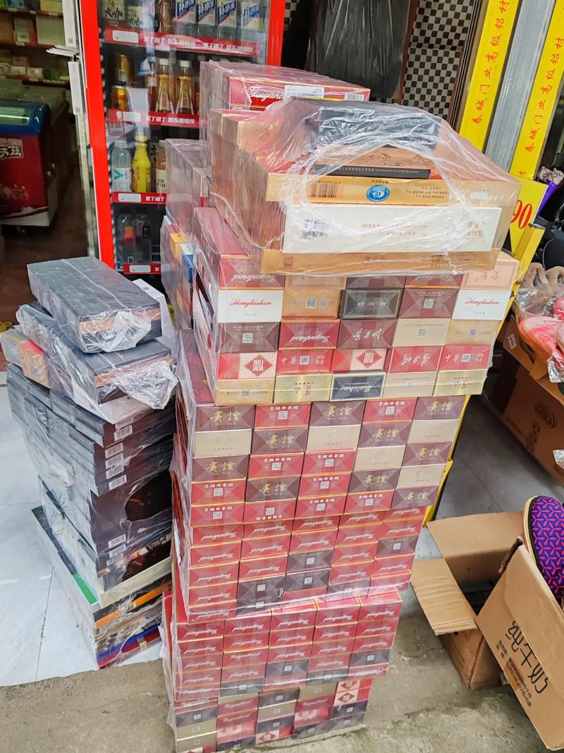 达州是中国四川省的一个地级市，以其烟草产业闻名。如果您想在达州进行香烟批发进货，以下是一些建议的途径